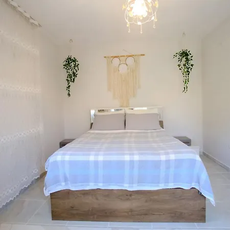 Villa Captivating With Private Pool Surrounded By Olive Trees In Fethiye Üzümlü