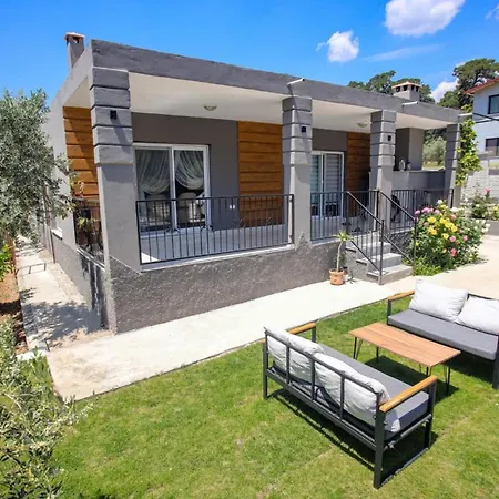 Villa Captivating With Private Pool Surrounded By Olive Trees In Fethiye Üzümlü